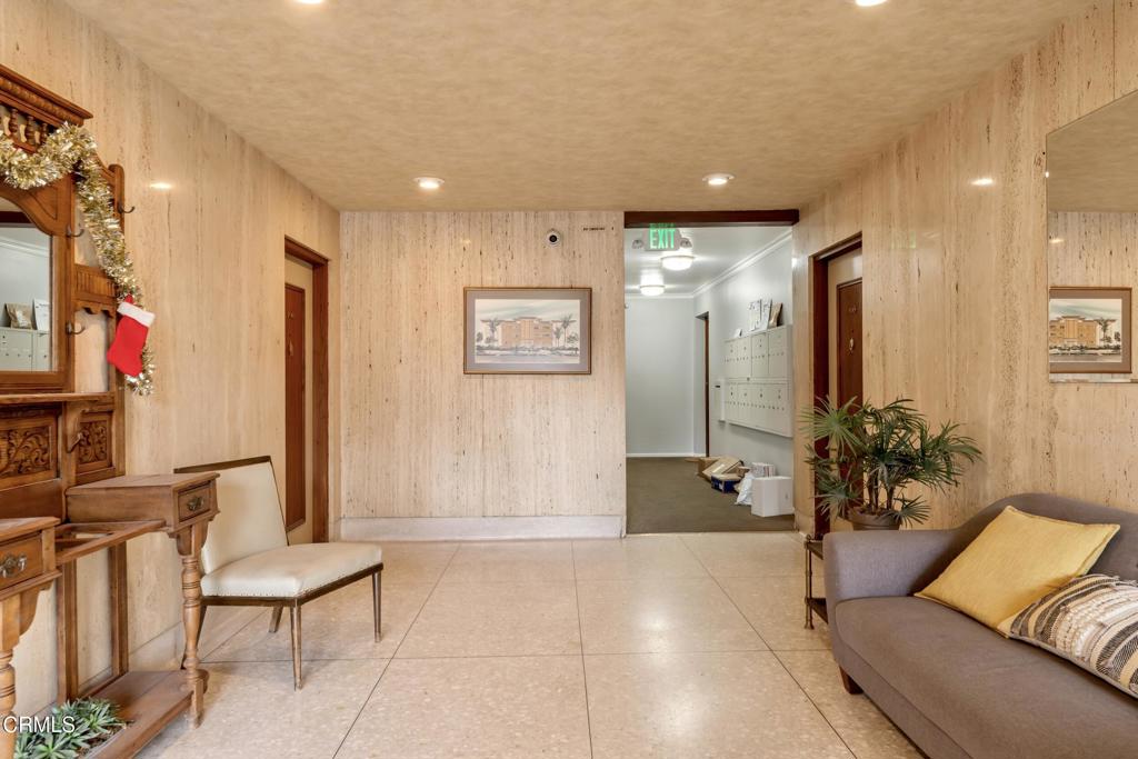 1299 Cordova Street 302