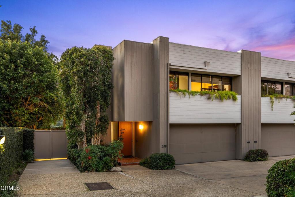 200 Arroyo Terrace