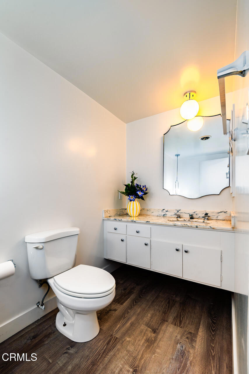 681 S Orange Grove Boulevard 1