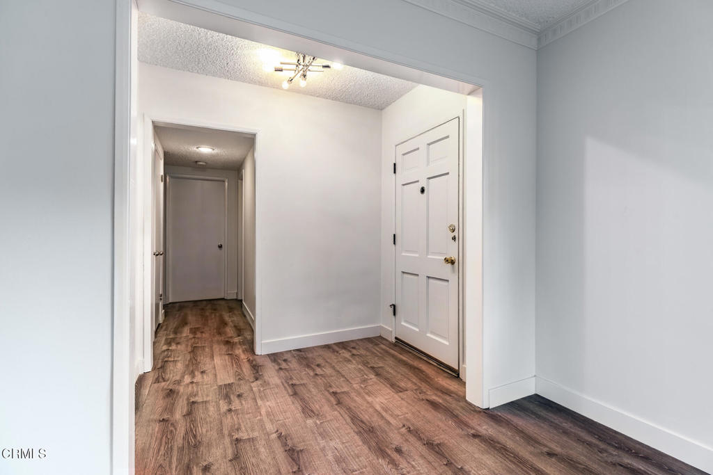 681 S Orange Grove Boulevard 1