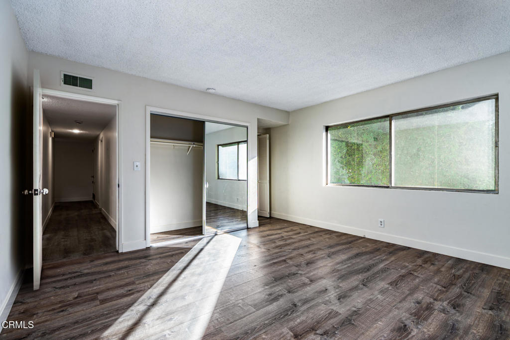 681 S Orange Grove Boulevard 1