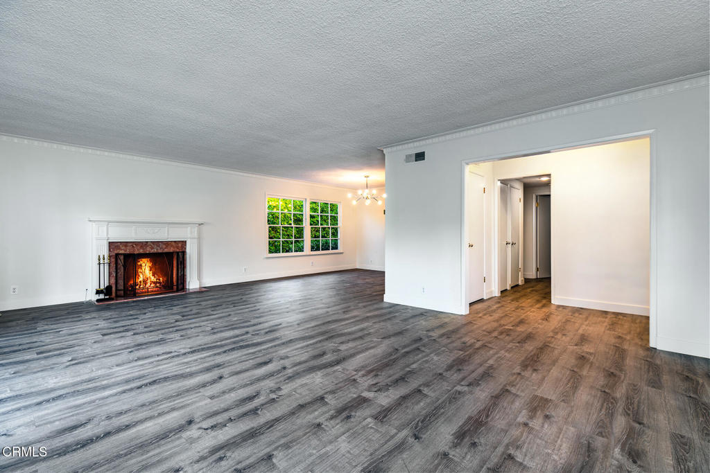 681 S Orange Grove Boulevard 1