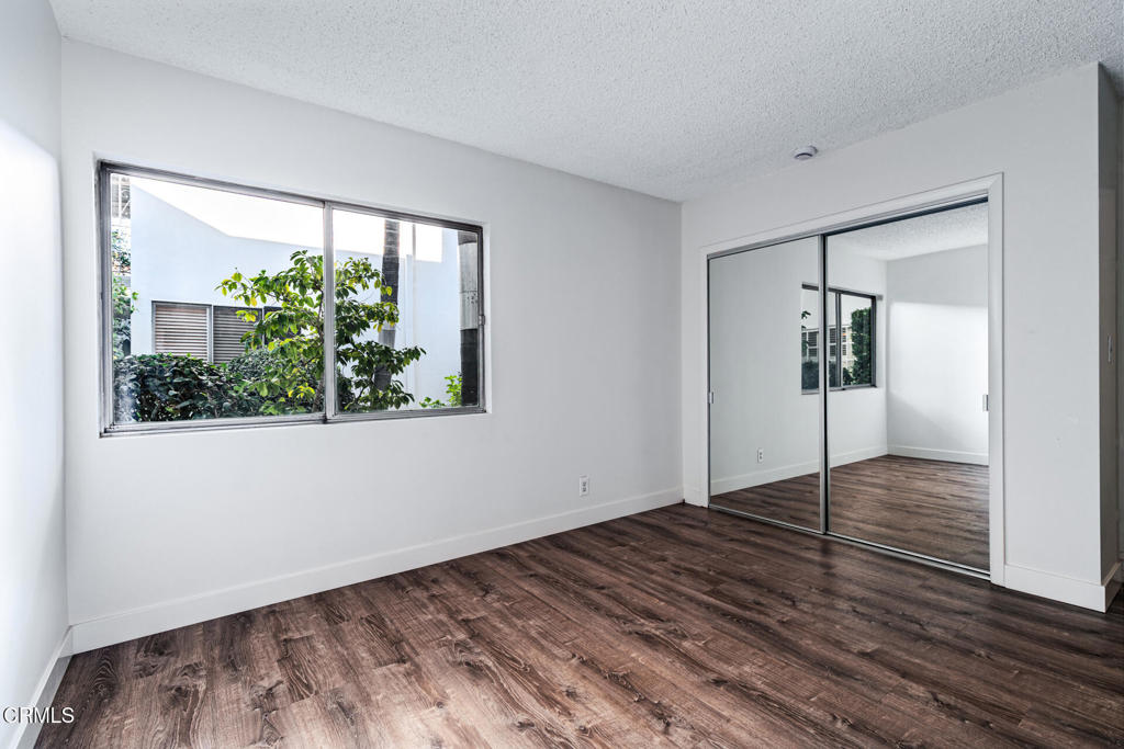 681 S Orange Grove Boulevard 1