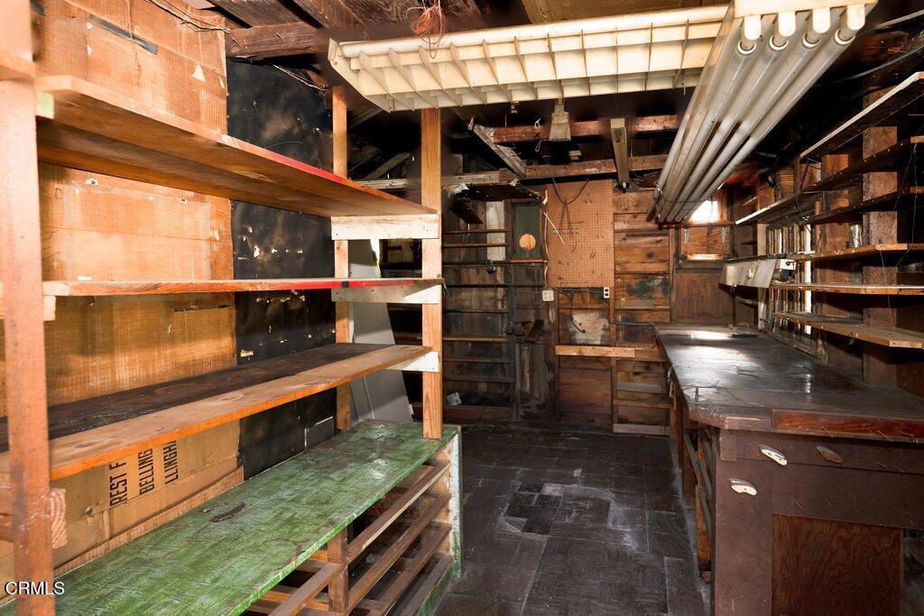 1920 N Screenland Drive