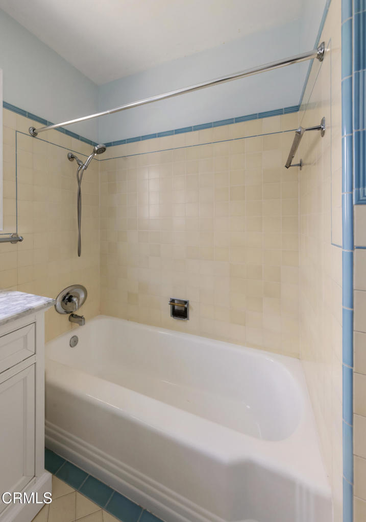 344 W Loma Alta Drive