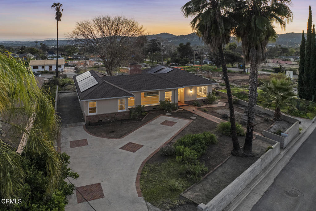 344 W Loma Alta Drive