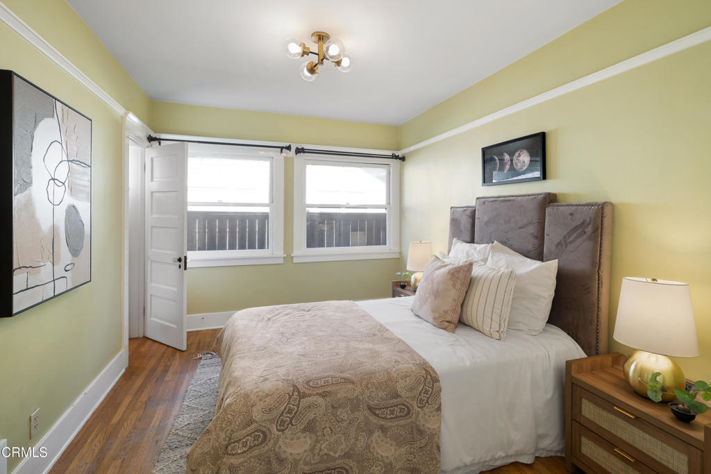 1046 N Michigan Avenue