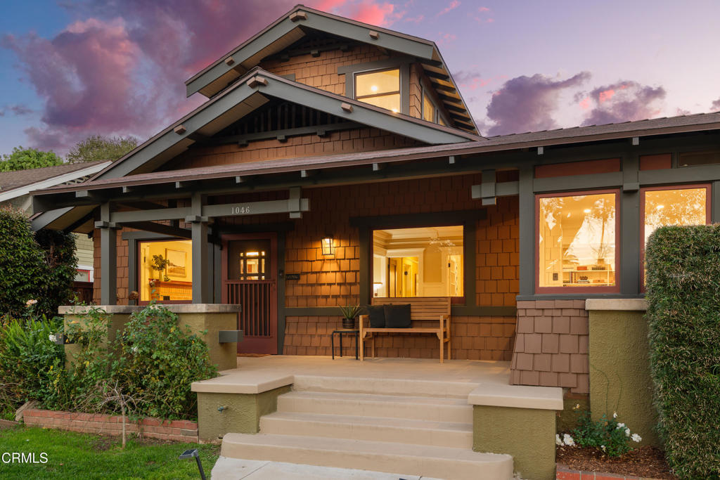 1046 N Michigan Avenue