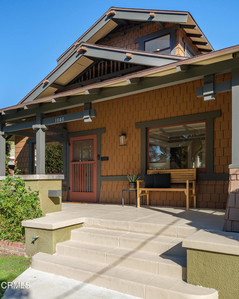 1046 N Michigan Avenue