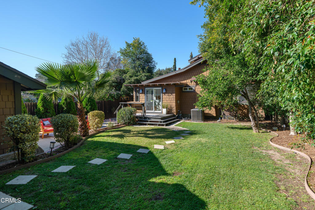 1046 N Michigan Avenue