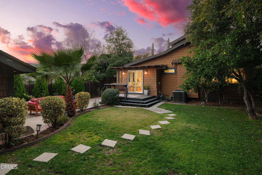 1046 N Michigan Avenue