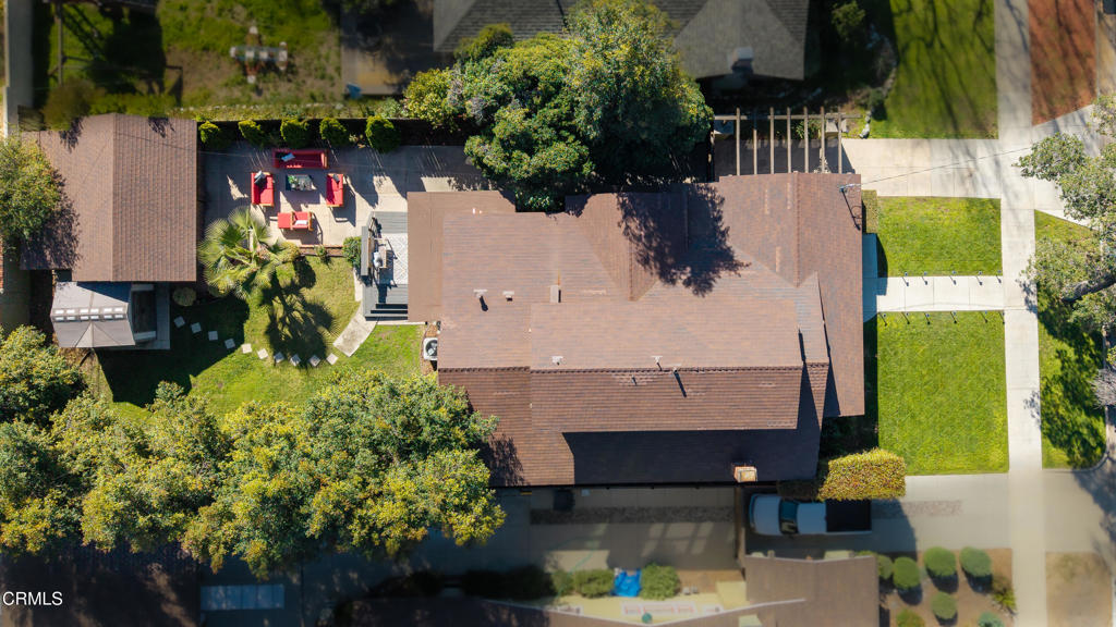 1046 N Michigan Avenue