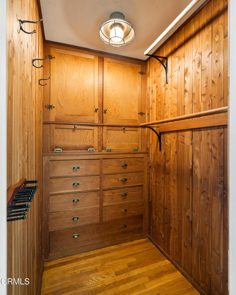 1046 N Michigan Avenue