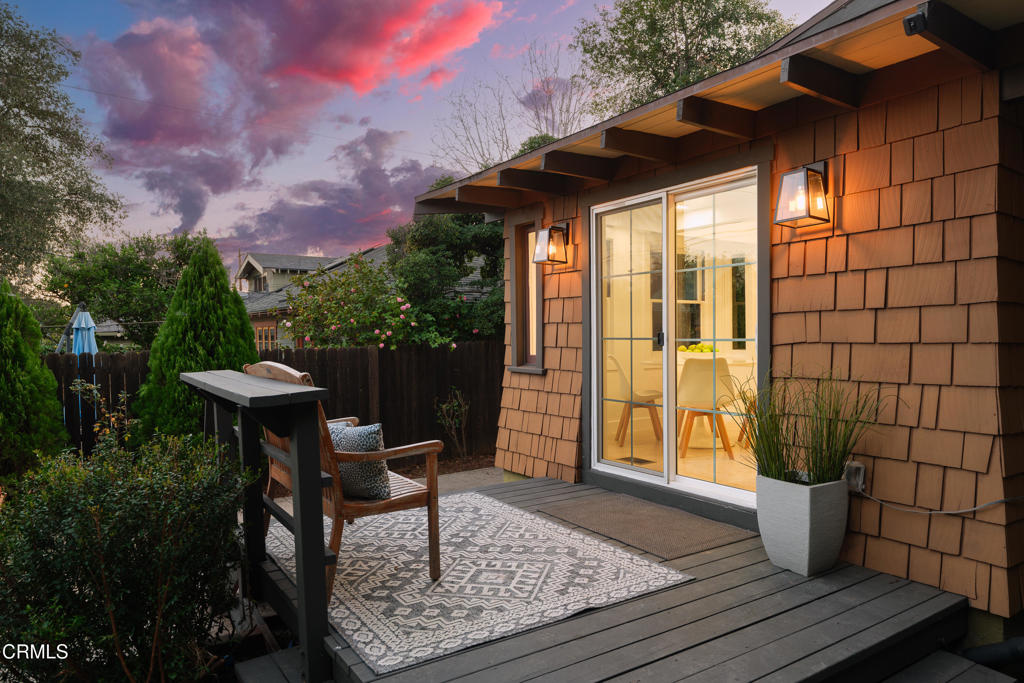 1046 N Michigan Avenue