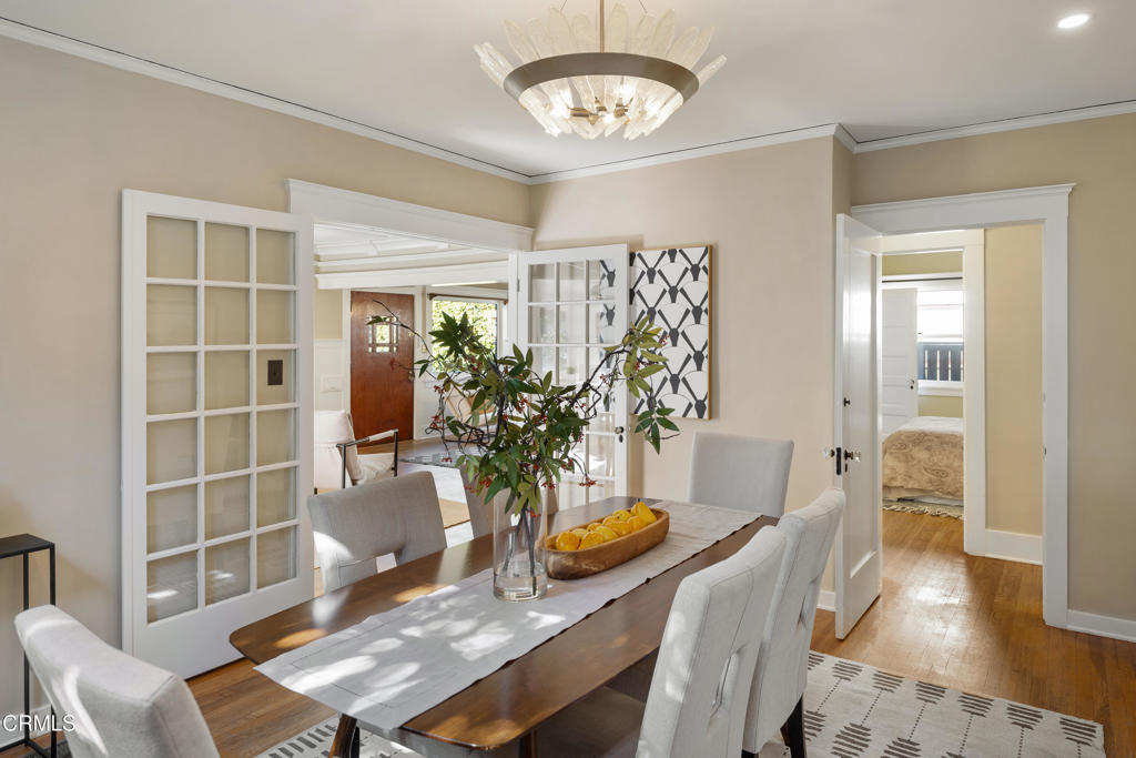 1046 N Michigan Avenue