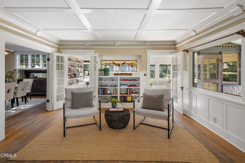 1046 N Michigan Avenue