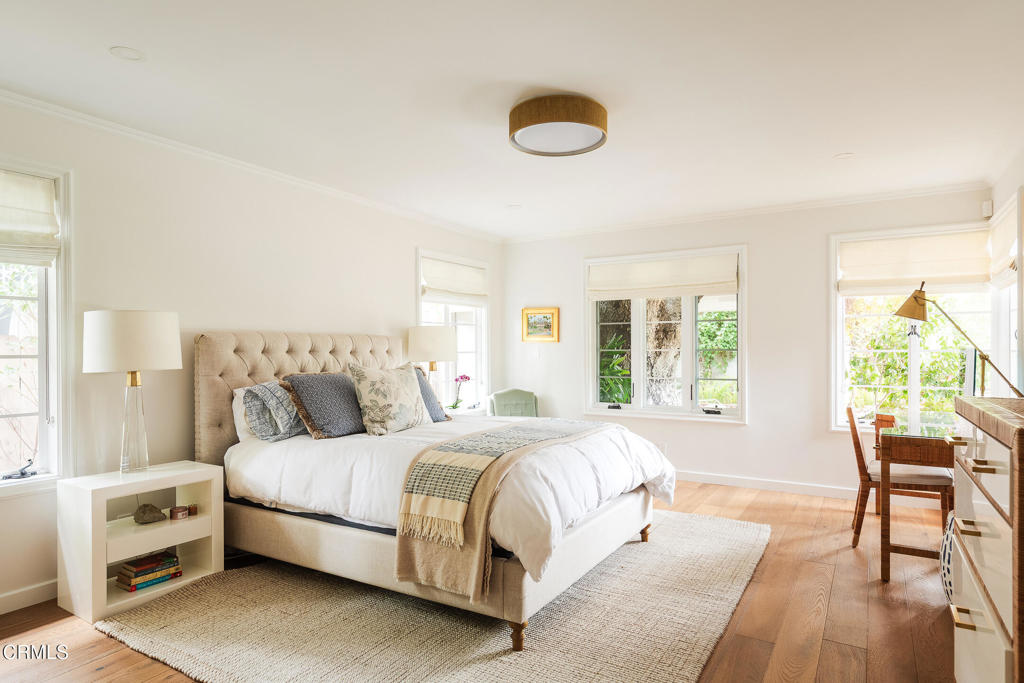 154 S Arroyo Boulevard