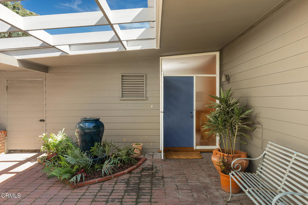 680 Linda Vista Avenue