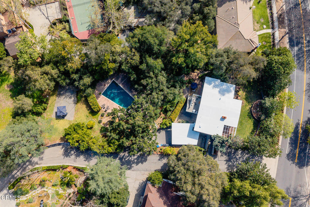 680 Linda Vista Avenue