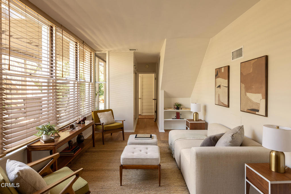 680 Linda Vista Avenue