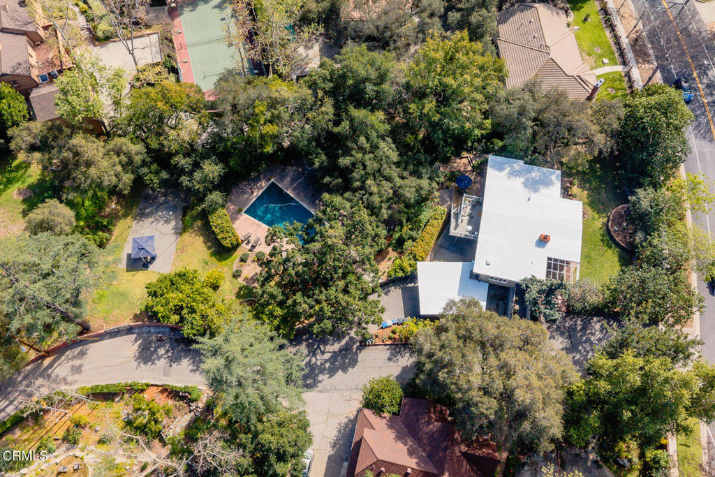 680 Linda Vista Avenue