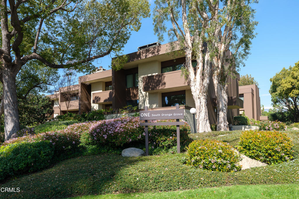 1 S Orange Grove Boulevard 1