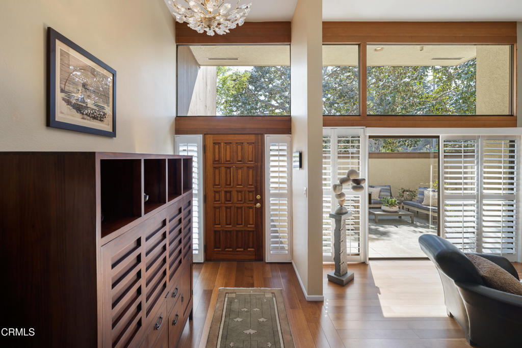 1 S Orange Grove Boulevard 1