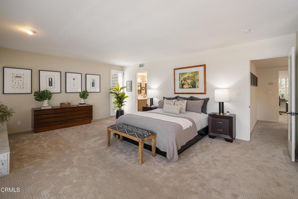 1 S Orange Grove Boulevard 1
