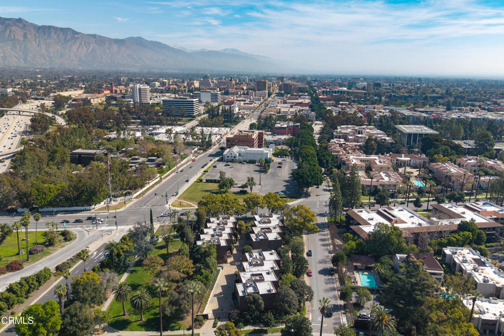 1 S Orange Grove Boulevard 1