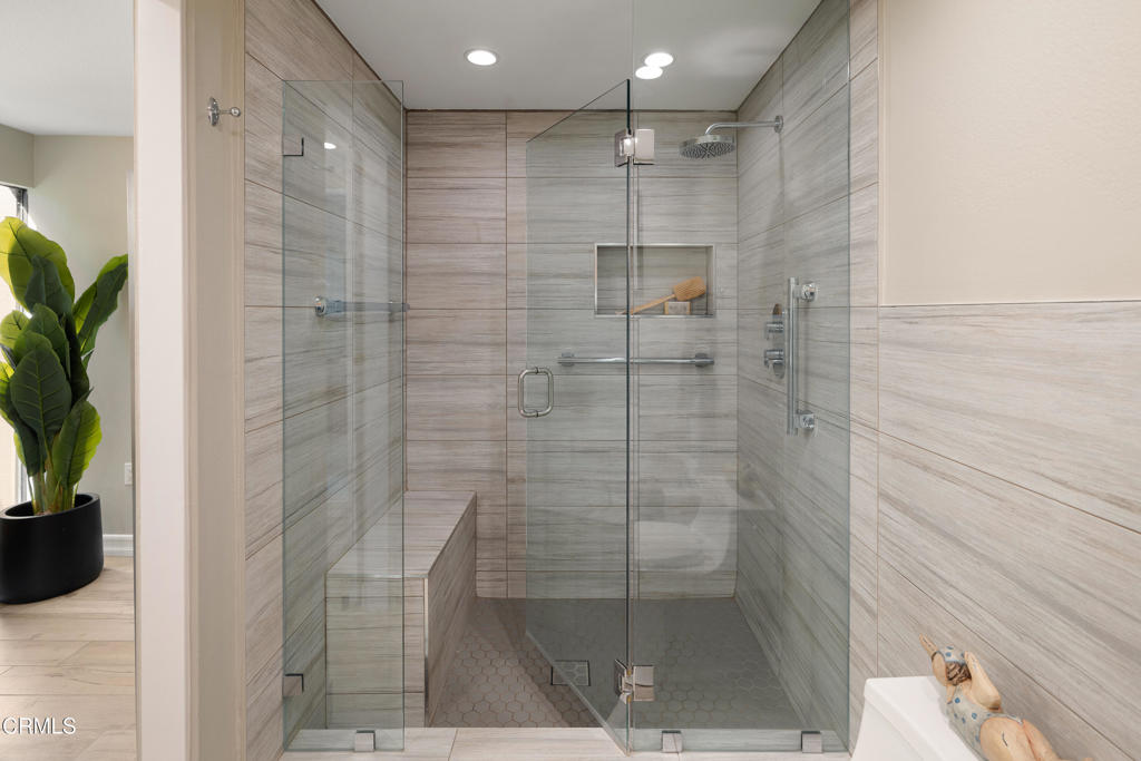 1 S Orange Grove Boulevard 1