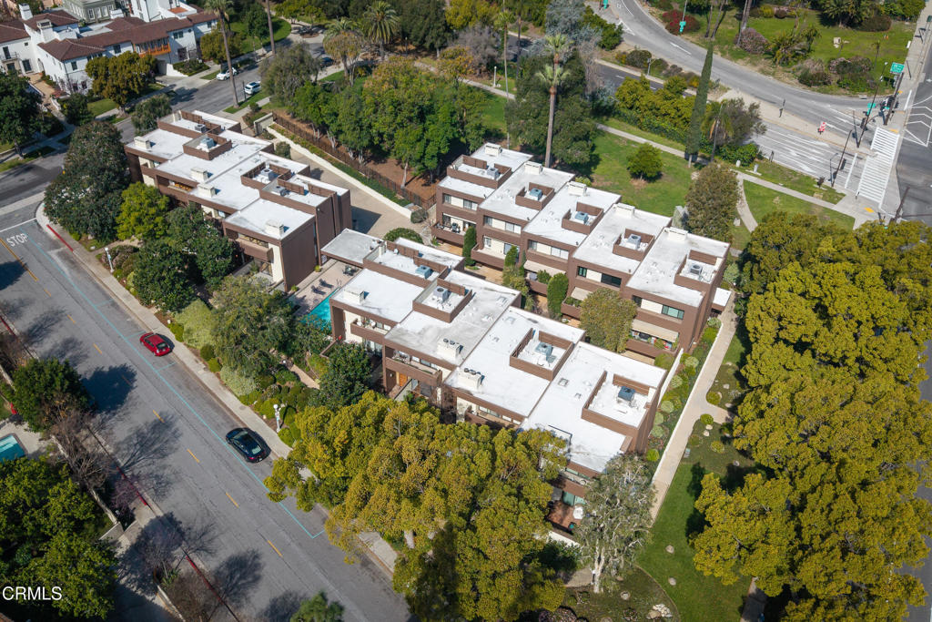 1 S Orange Grove Boulevard 1