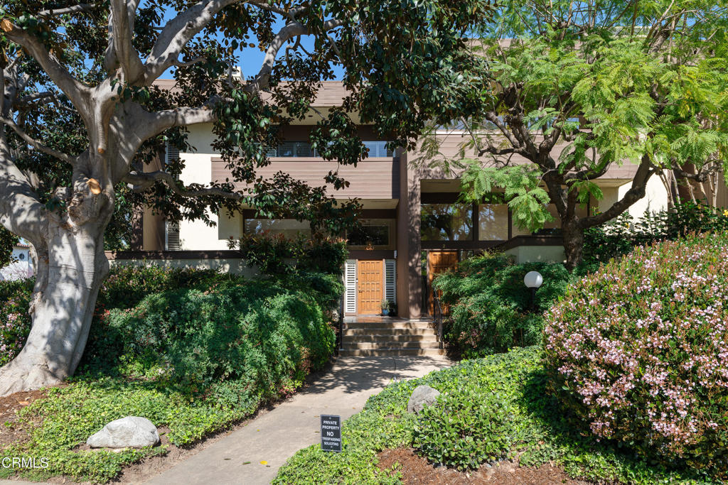 1 S Orange Grove Boulevard 1