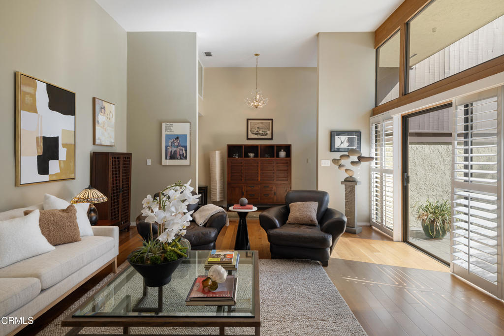 1 S Orange Grove Boulevard 1