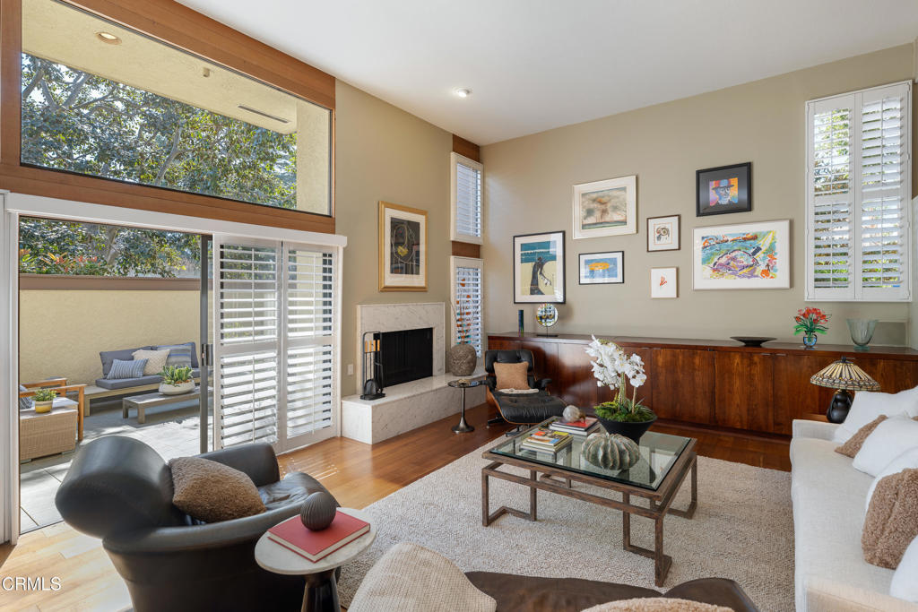 1 S Orange Grove Boulevard 1