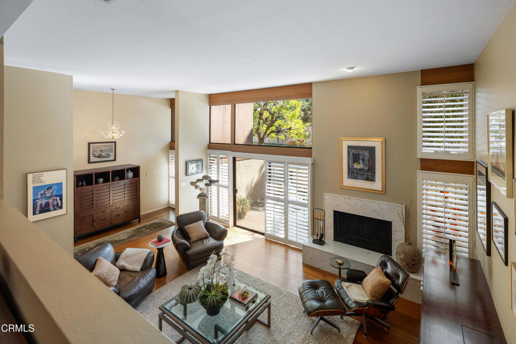 1 S Orange Grove Boulevard 1