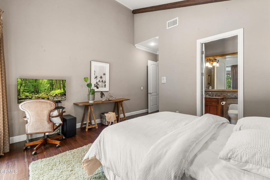 1737 Fairmount Avenue