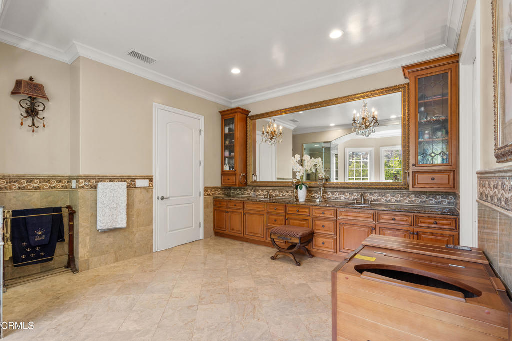 1737 Fairmount Avenue