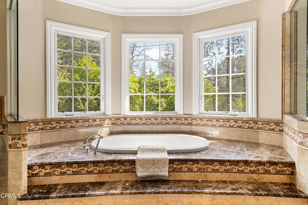 1737 Fairmount Avenue