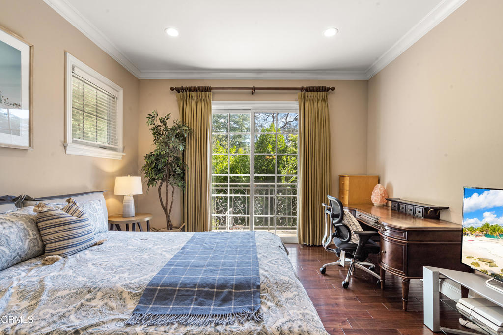 1737 Fairmount Avenue