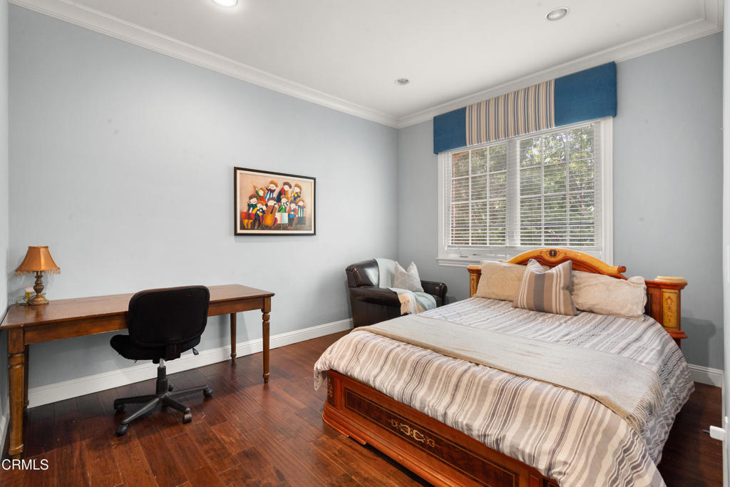 1737 Fairmount Avenue