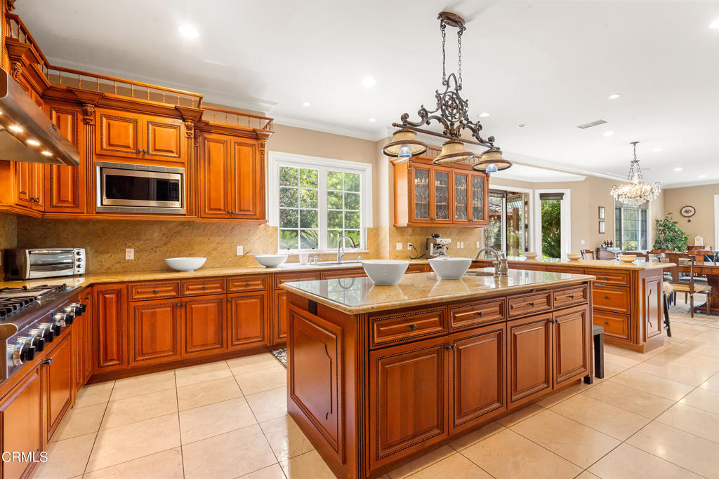 1737 Fairmount Avenue