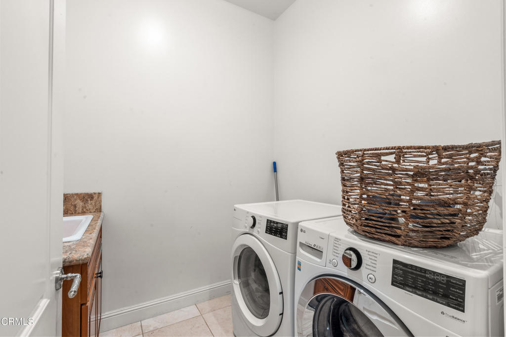 1737 Fairmount Avenue