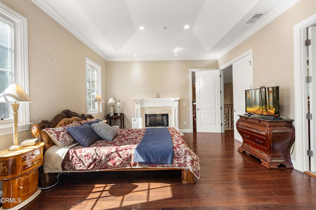 1737 Fairmount Avenue