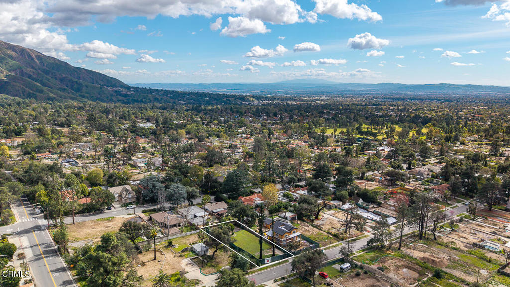 2546 Highland Avenue