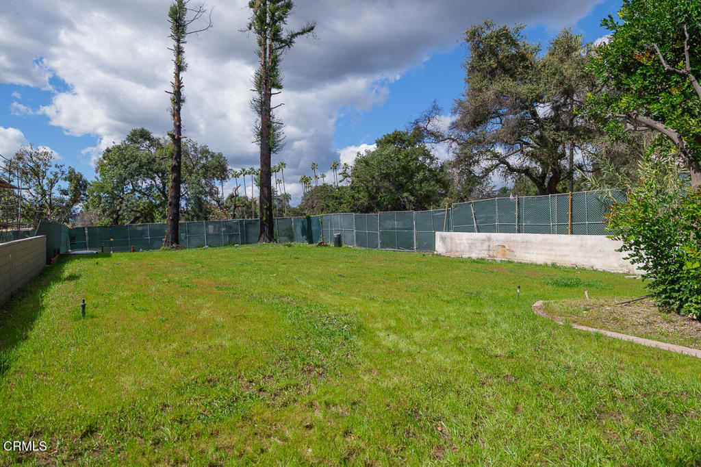 2546 Highland Avenue