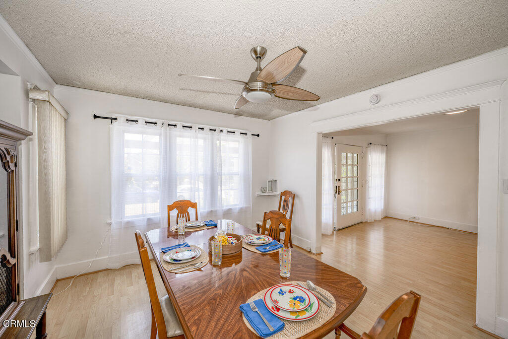 1139 N Heliotrope Drive