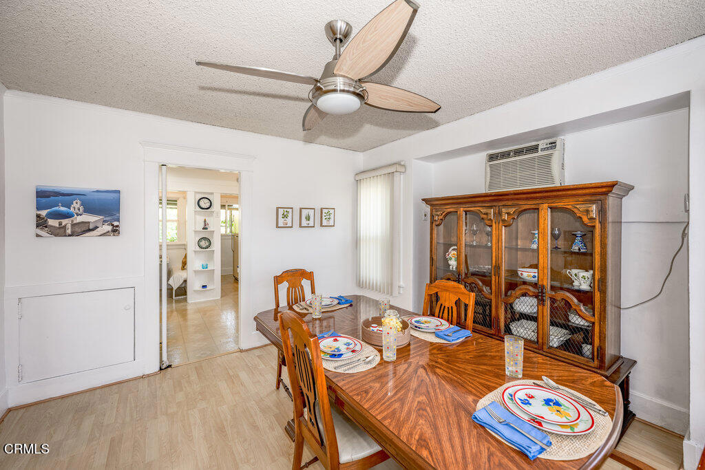 1139 N Heliotrope Drive