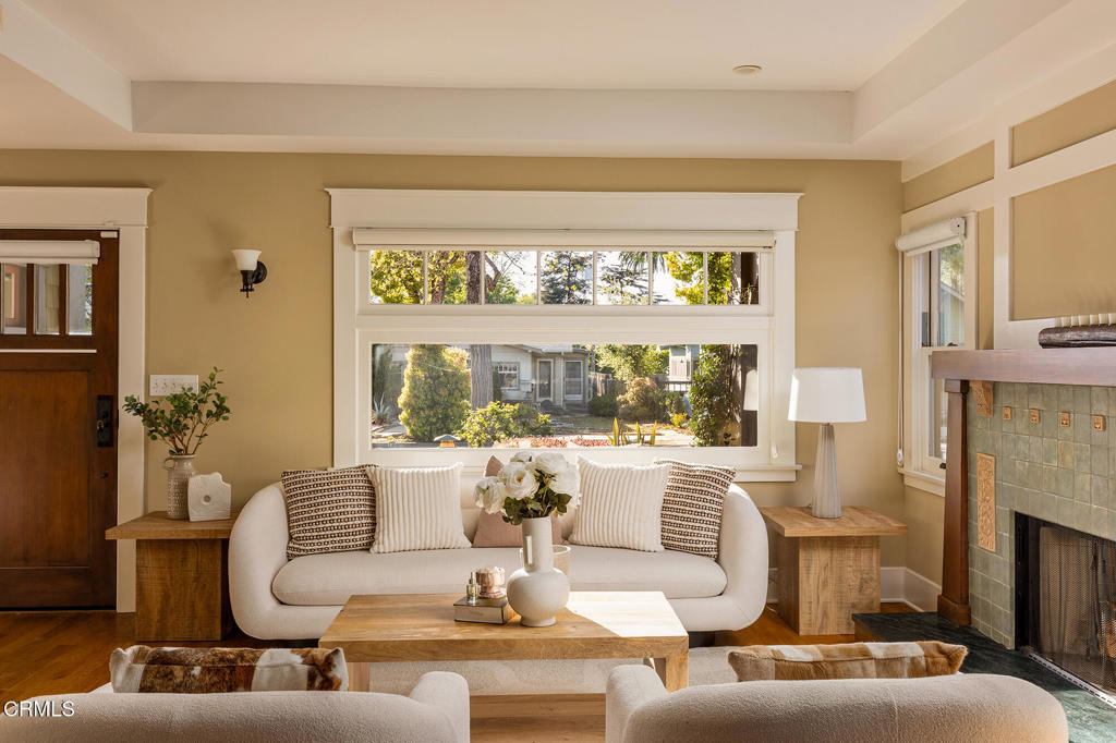 1030 Adelaine Avenue