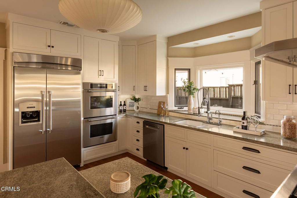 1030 Adelaine Avenue