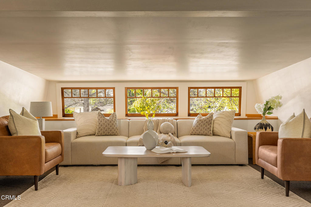 1030 Adelaine Avenue